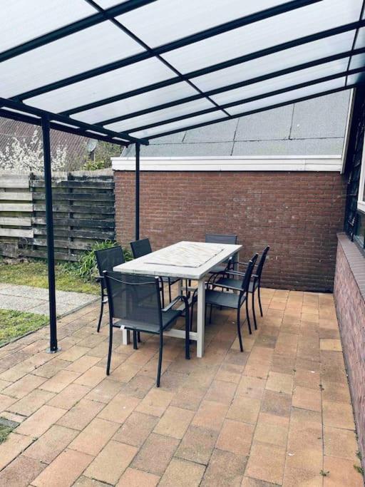Leuke Bungalow In Noord-Holland Opmeer Extérieur photo